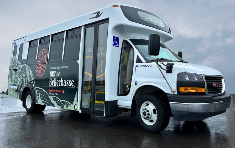 Deux nouveaux autobus à la flotte de la MRC de Bellechasse